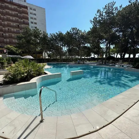 Cristallo 4g Apartment *
