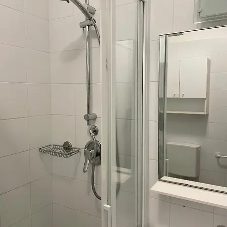 Cristallo 4g Apartment *