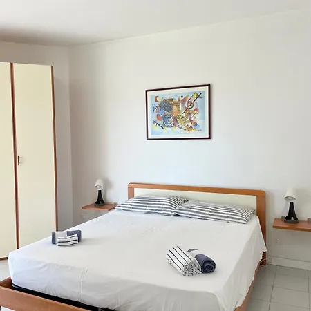 Cristallo 4g Apartment *